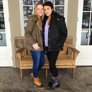 Meet your Posher, Emma